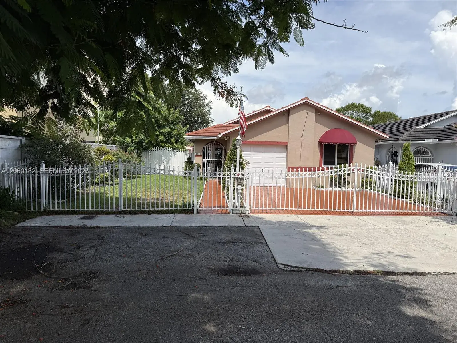 7510 W 4th Ave, Hialeah FL 33014
