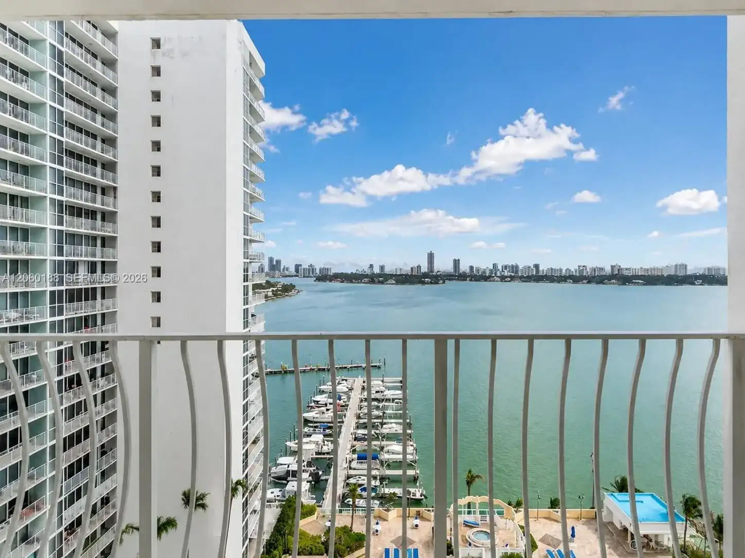 7601 E Treasure Dr # 1807, North Bay Village FL 33141
