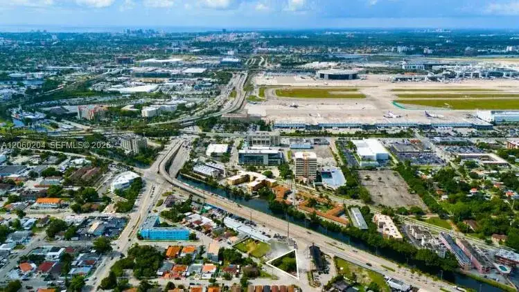 699 E Okeechobee Rd, Hialeah FL 33010 photo 5