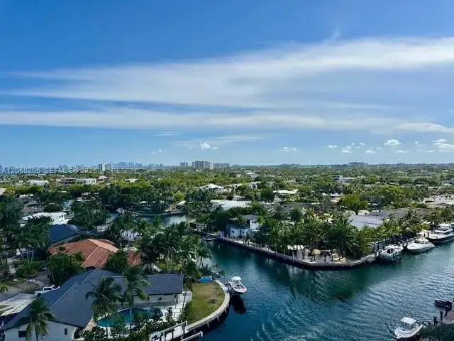 2450 NE 135th St # 1005, North Miami FL 33181 photo 3