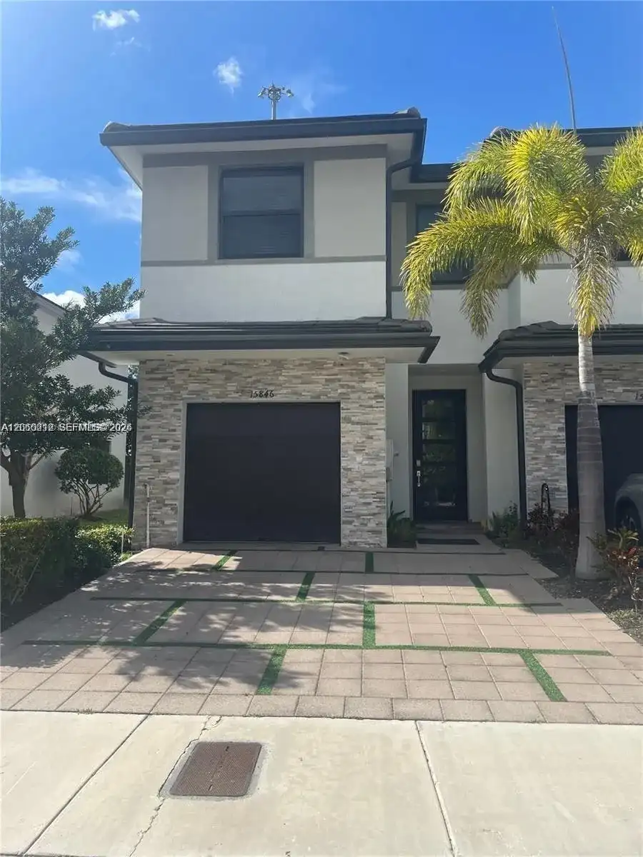 15846 NW 91st Ct # 0, Miami Lakes FL 33018
