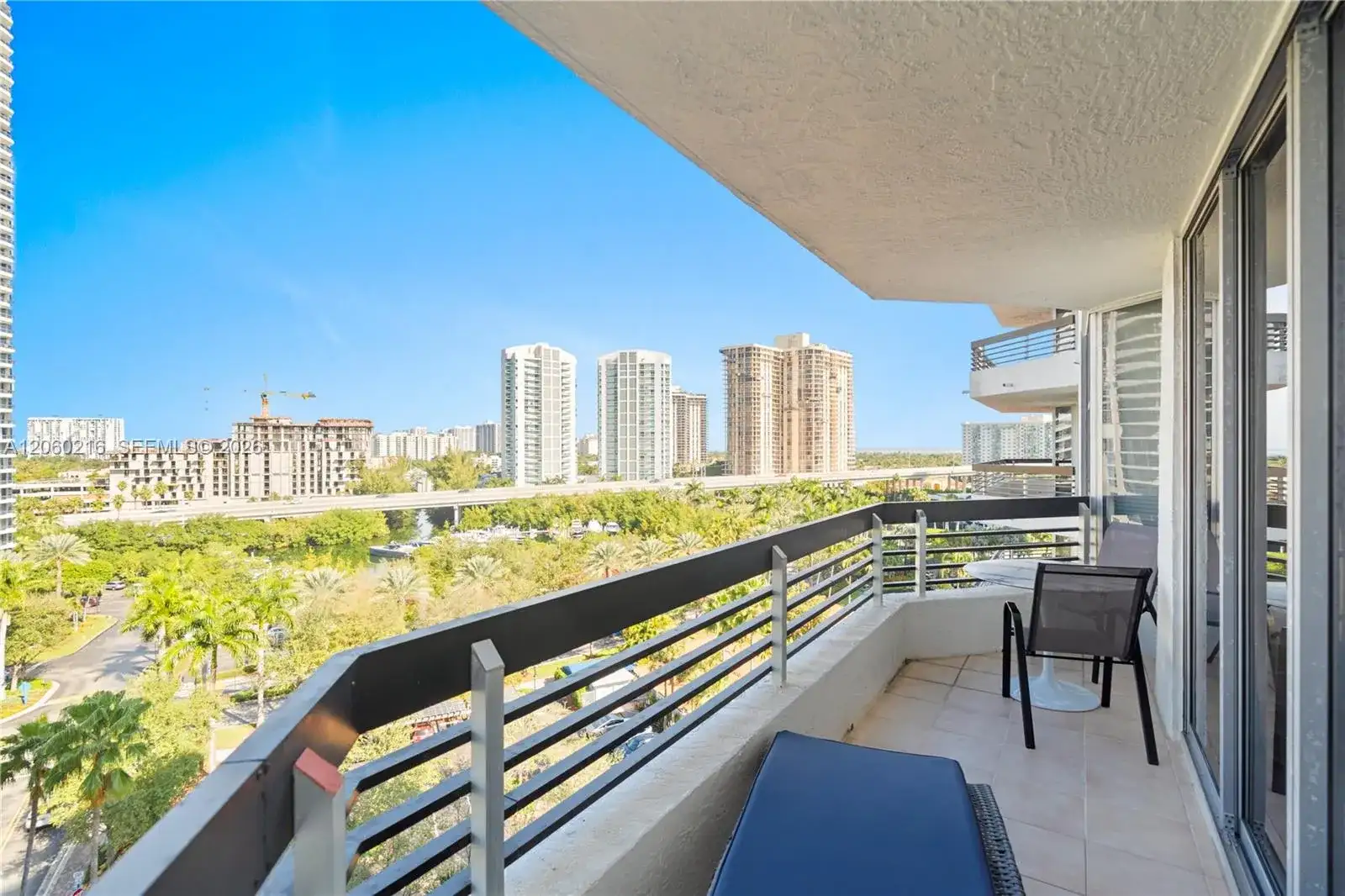 3600 Mystic Pointe Dr # 1111, Aventura FL 33180 photo 3
