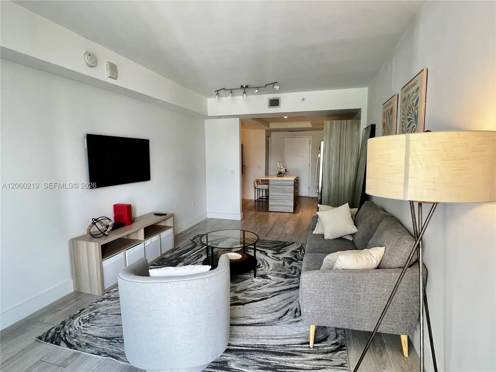 121 NE 34th St # 803, Miami FL 33137 photo 3