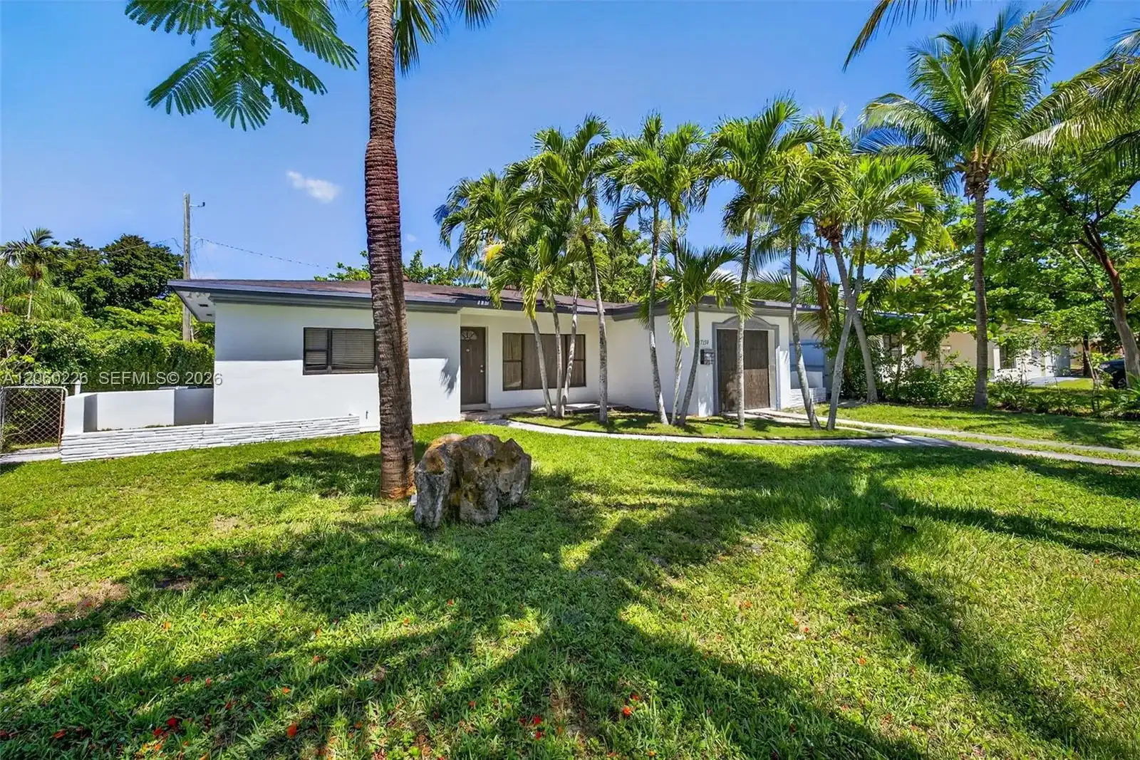 17150 NE 18th Ave, North Miami Beach FL 33162