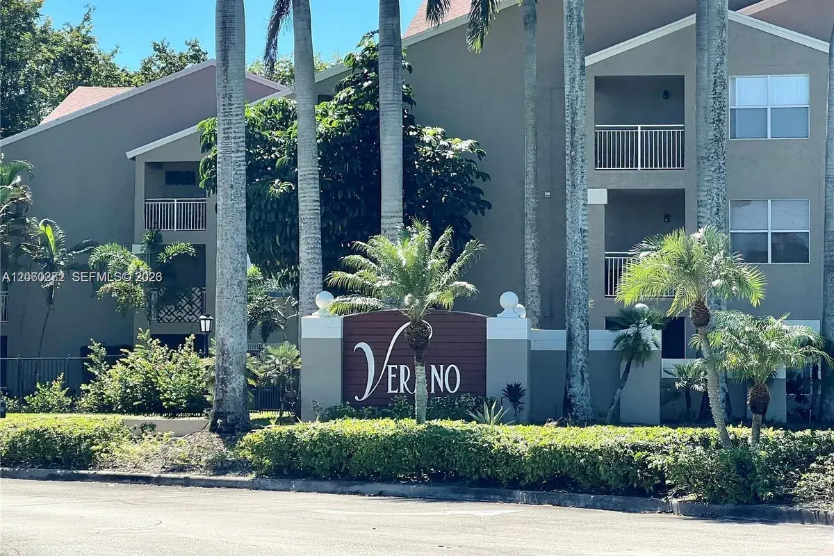 1845 Palm Cove Blvd # 302, Delray Beach FL 33445
