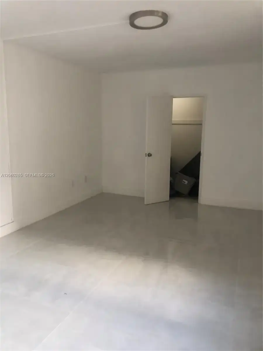 10185 Collins Ave # 616, Bal Harbour FL 33154