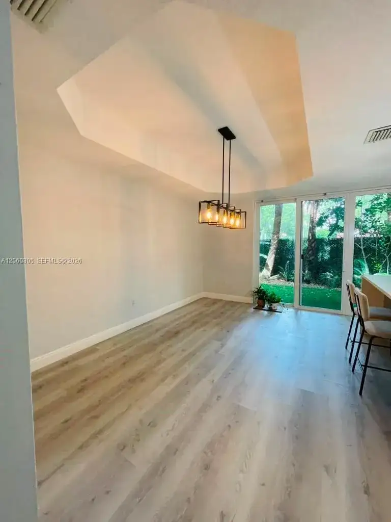 790 SW 107th Ave # 301, Pembroke Pines FL 33025 photo 4