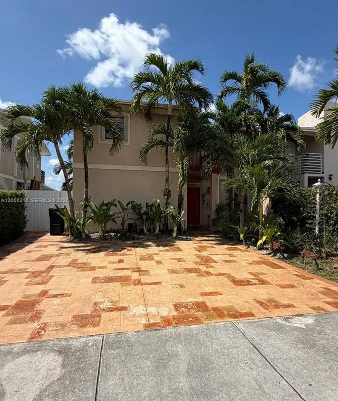 10960 SW 25th St, Miami FL 33165