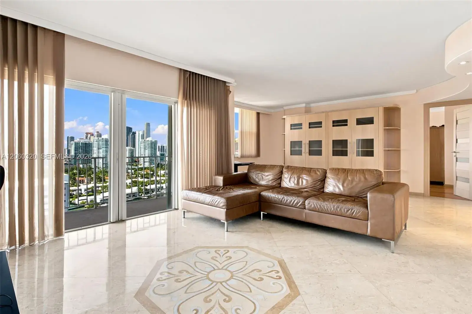 500 Bayview Dr # 2121, Sunny Isles Beach FL 33160