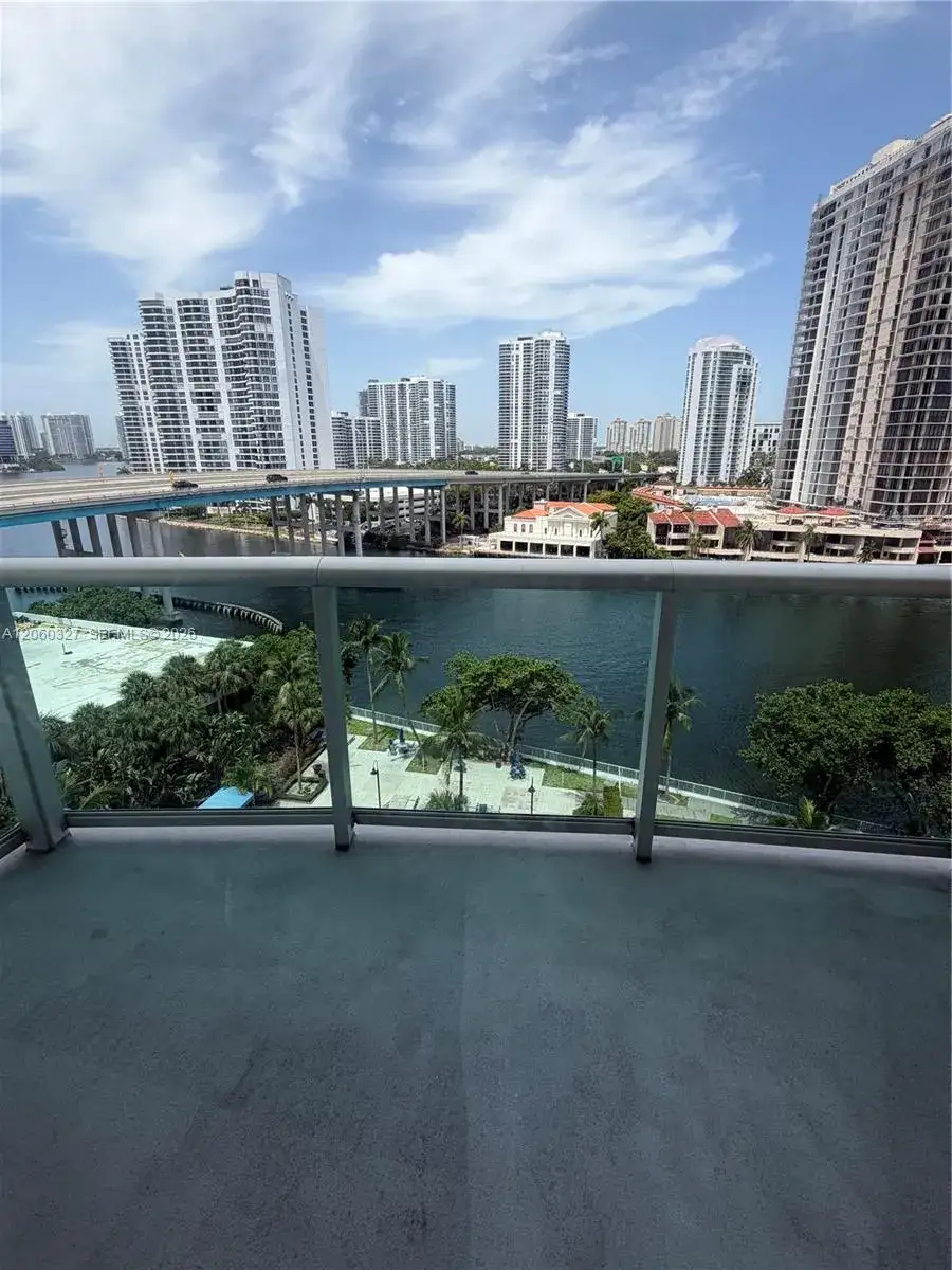 19390 Collins Ave # 1007, Sunny Isles Beach FL 33160