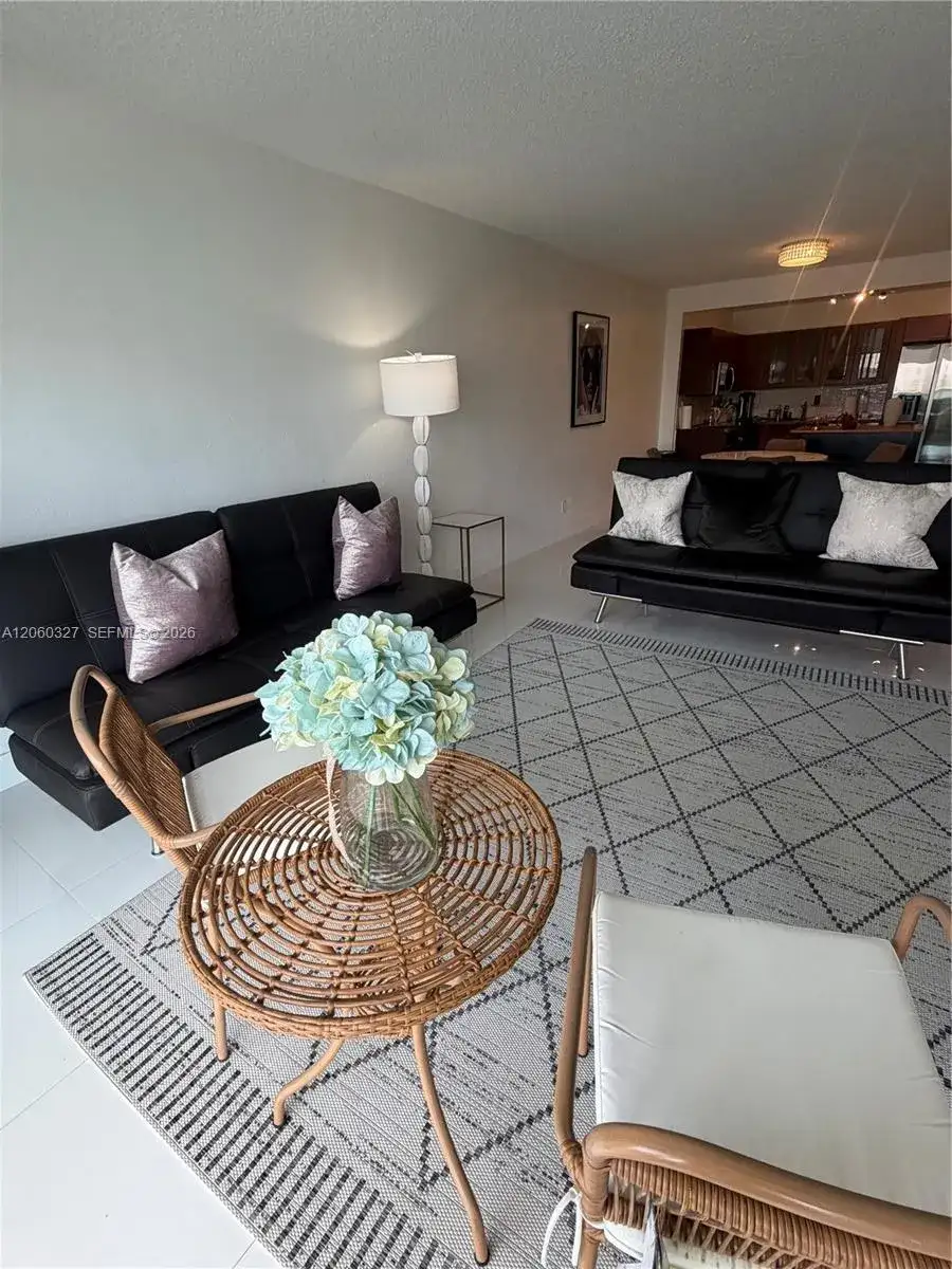 19390 Collins Ave # 1007, Sunny Isles Beach FL 33160 photo 5