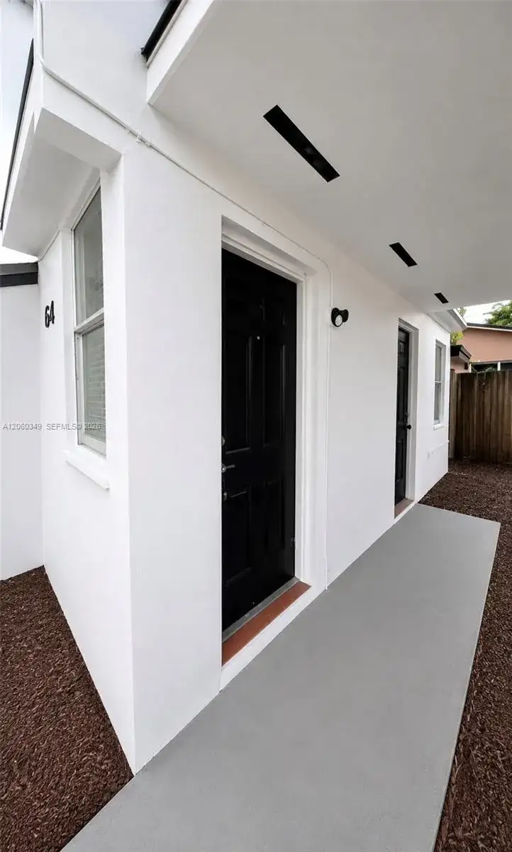 1613-1615 NW 45th St, Miami FL 33142 photo 2