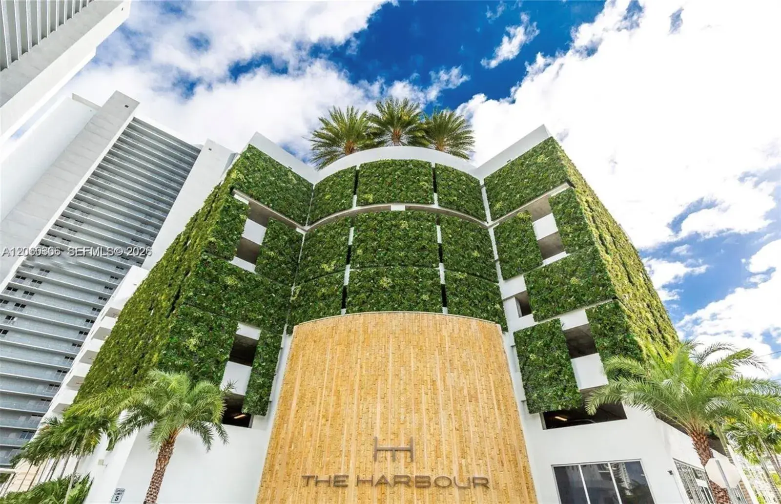 16385 Biscayne Blvd # 1818, North Miami Beach FL 33160
