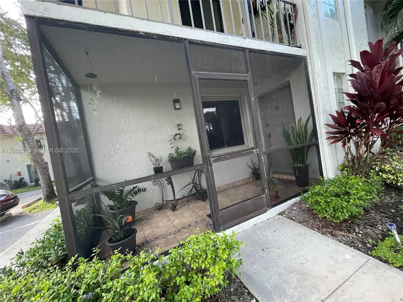 16240 Laurel Dr # 101, Weston FL 33326 photo 2