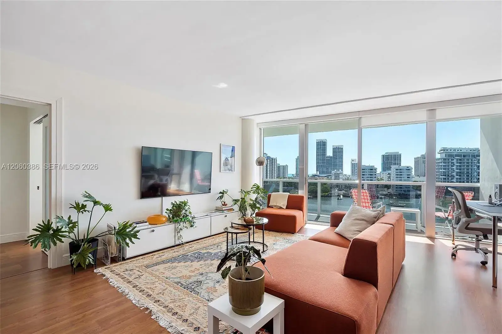 1 bedroom 2 bath Residential for sale at 900 Bay Dr, Miami Beach FL 33141