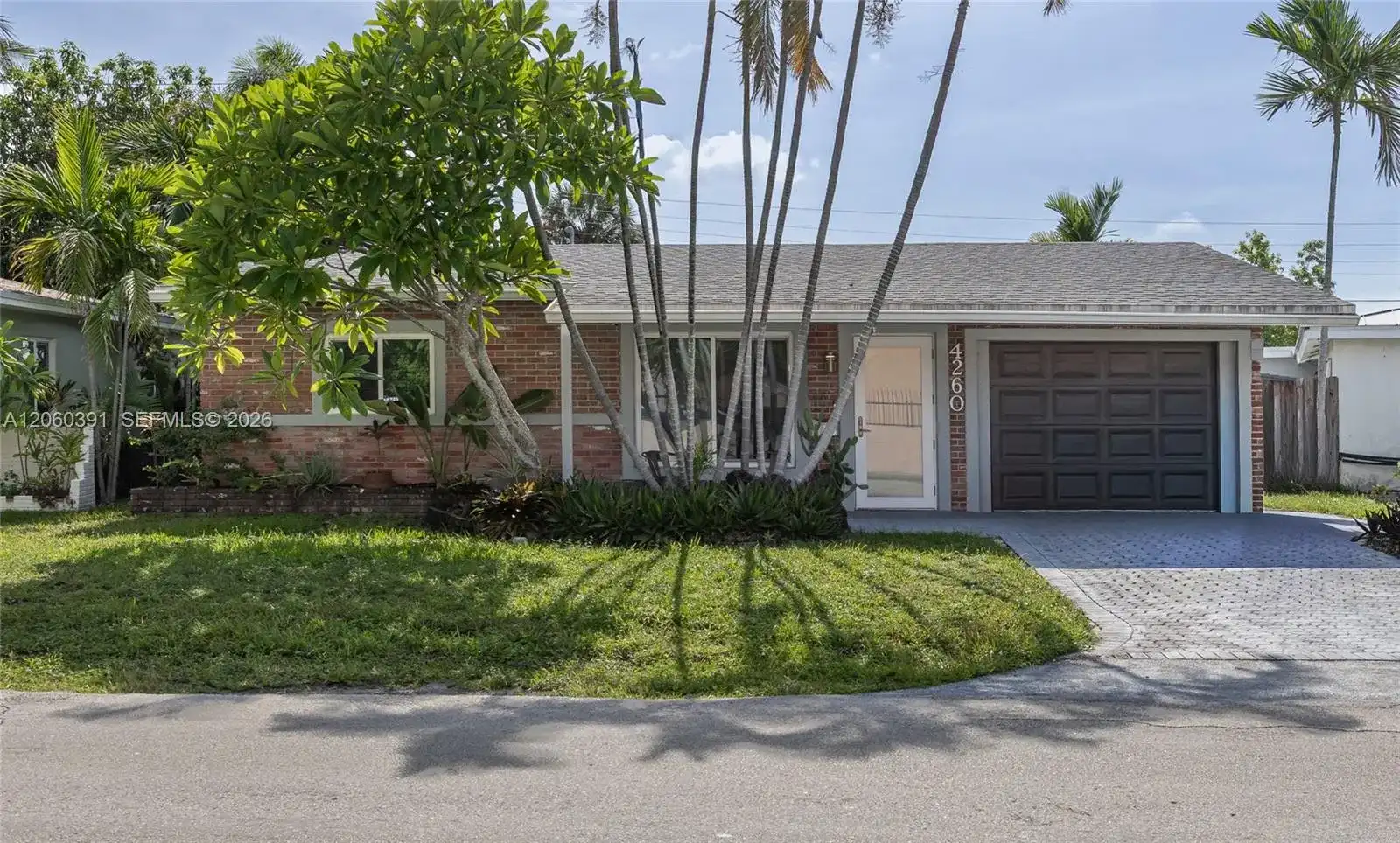 4260 NE 1st Ter, Oakland Park FL 33334