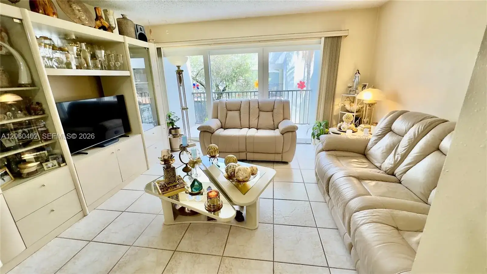 30 NW 87th Ave # C219, Miami FL 33172 photo 2