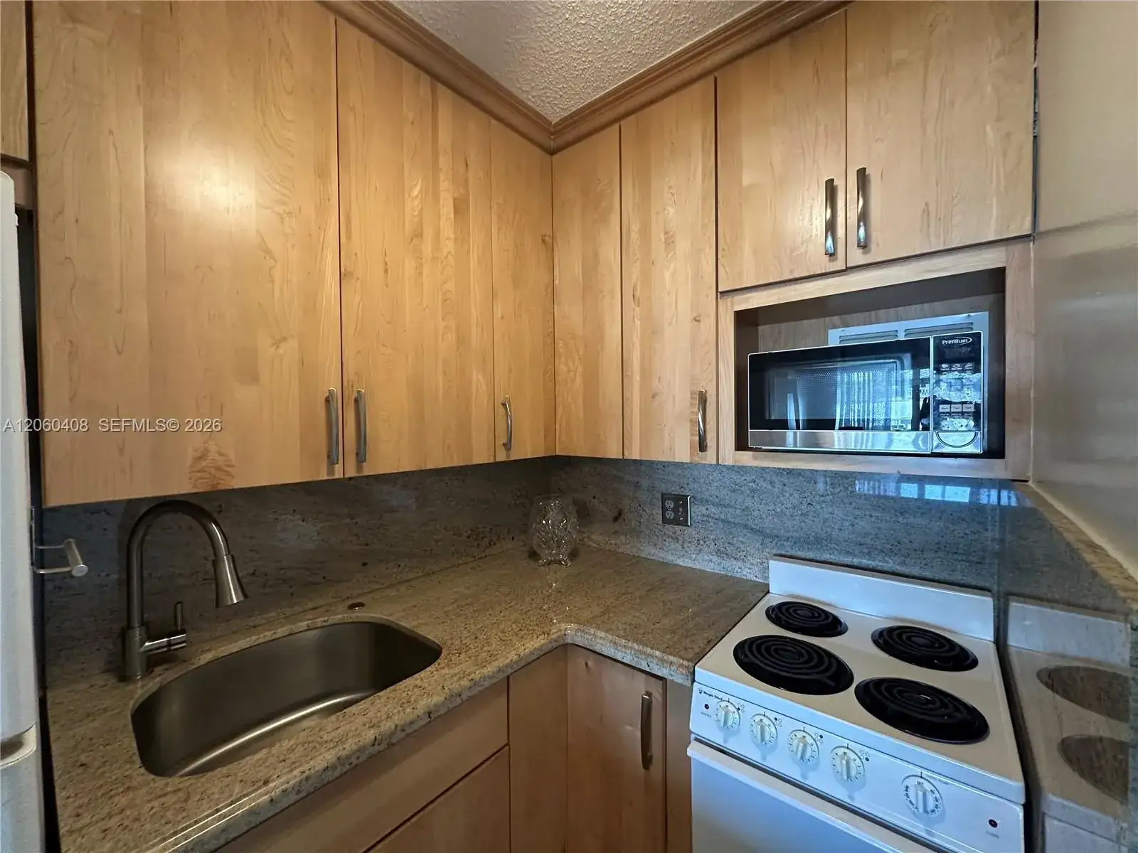 851 Atlantic Shores Blvd # 119, Hallandale Beach FL 33009 photo 5