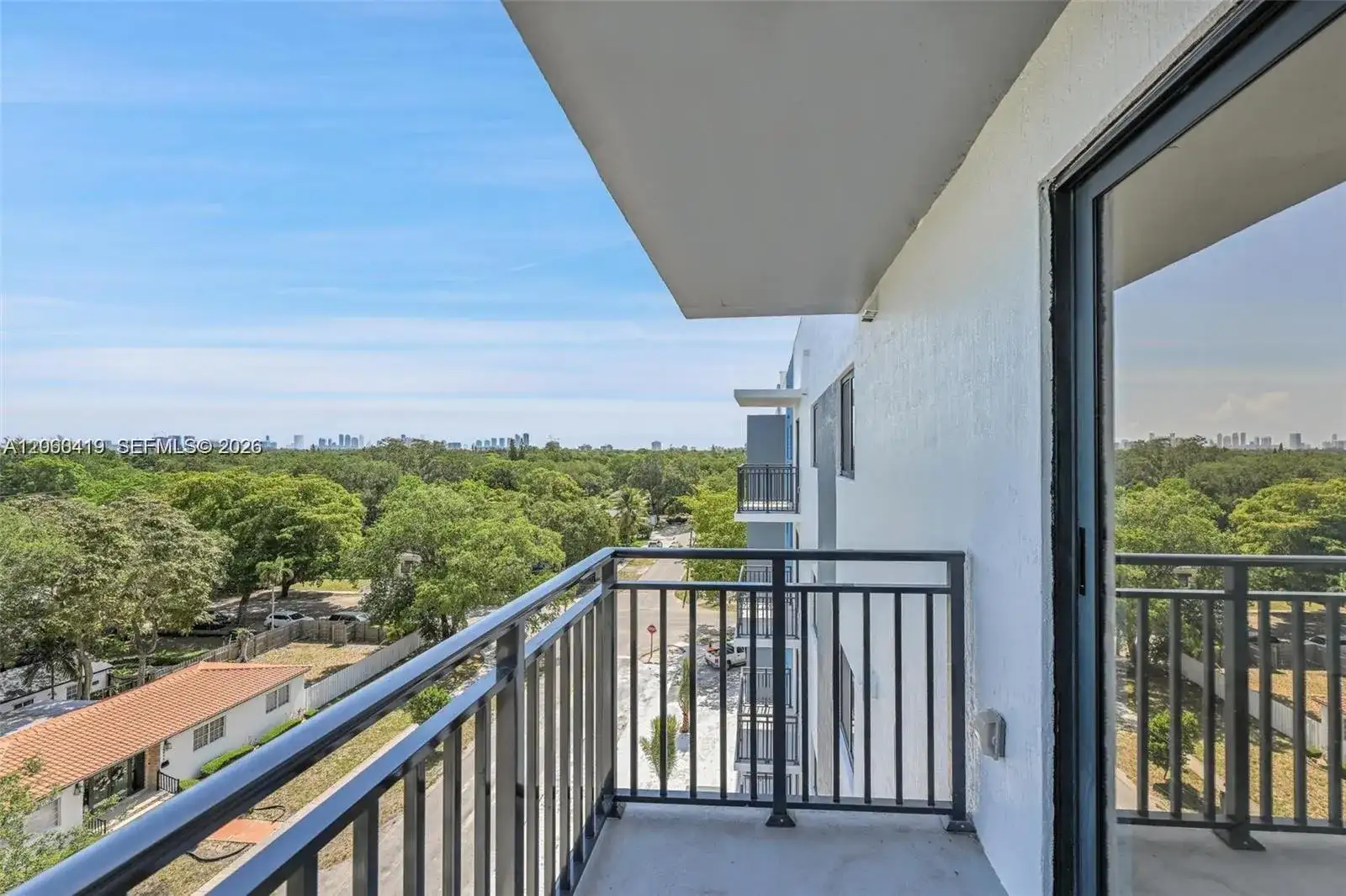840 NE 130th Street # 603, North Miami FL 33161 photo 2