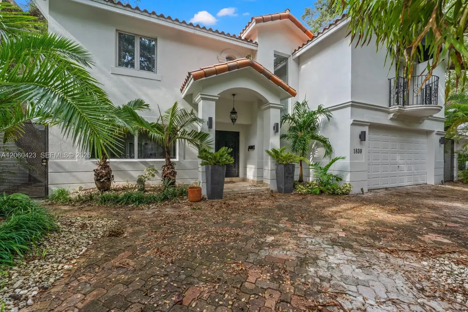 1830 Chucunantah Rd, Miami FL 33133 photo 4