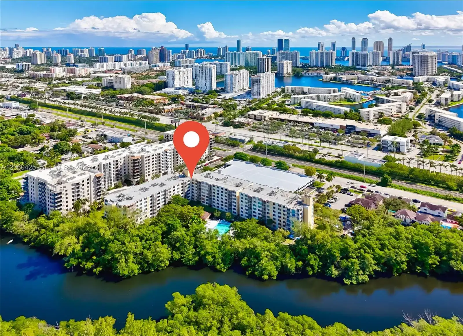 17890 W Dixie Hwy # 203, North Miami Beach FL 33160 photo 4