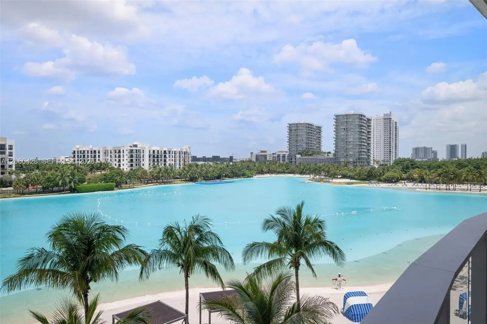 2411 Laguna Circle # 306, Miami FL 33181 photo 2