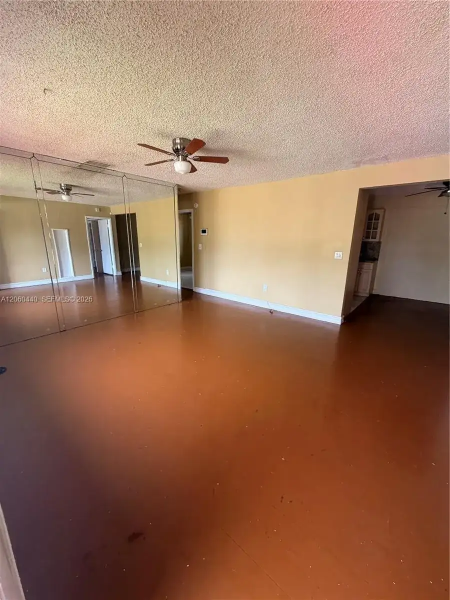 17950 NW 6th Ct # 1, Miami Gardens FL 33169 photo 2