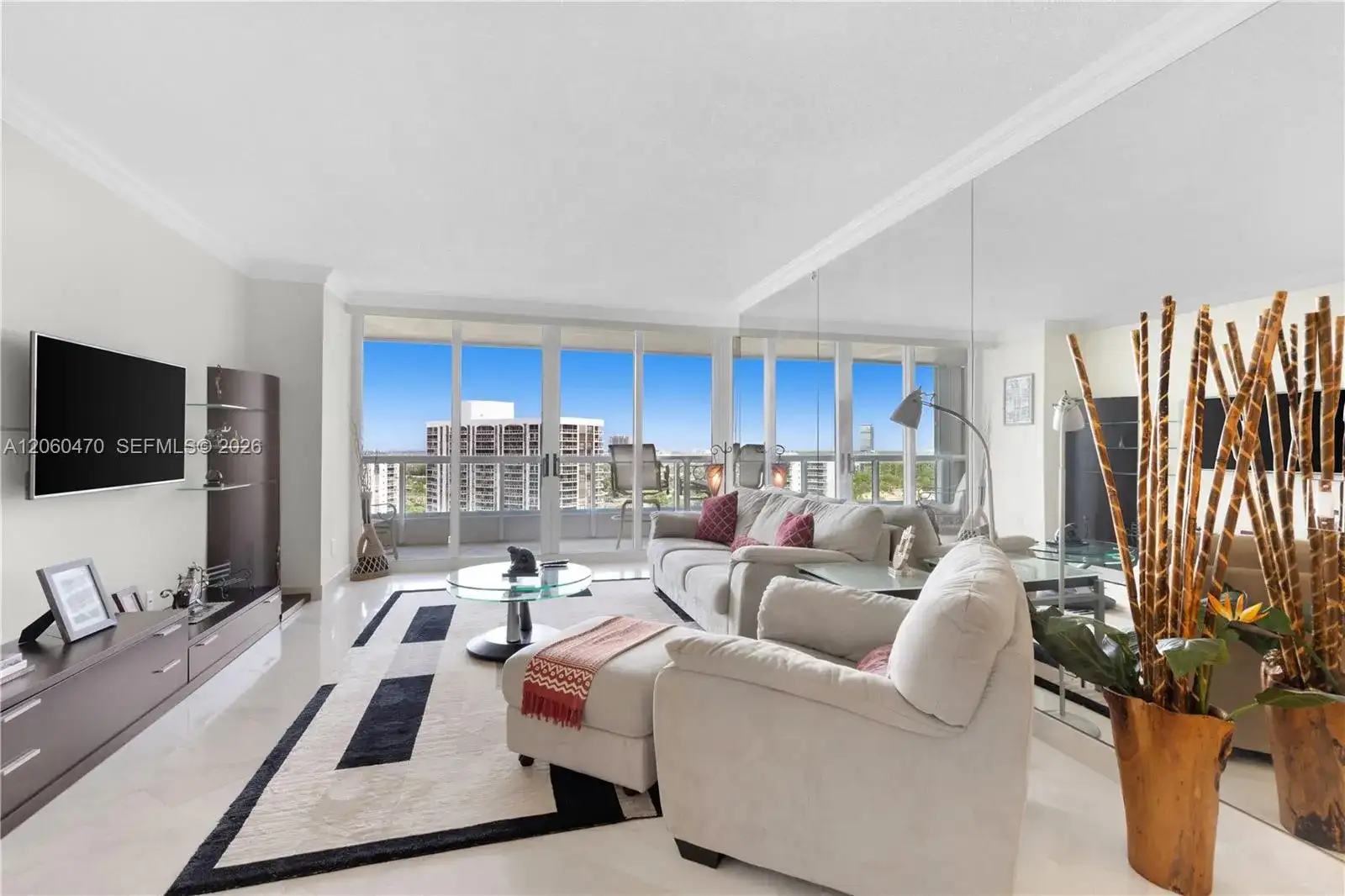 21055 Yacht Club Dr # 1804, Aventura FL 33180 photo 2