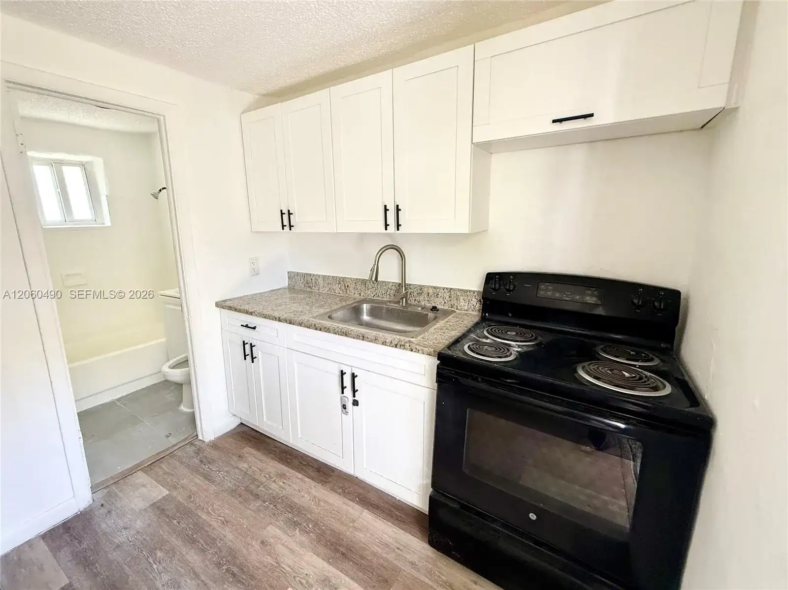 2160 NW 29th St # 6, Oakland Park FL 33311 photo 2