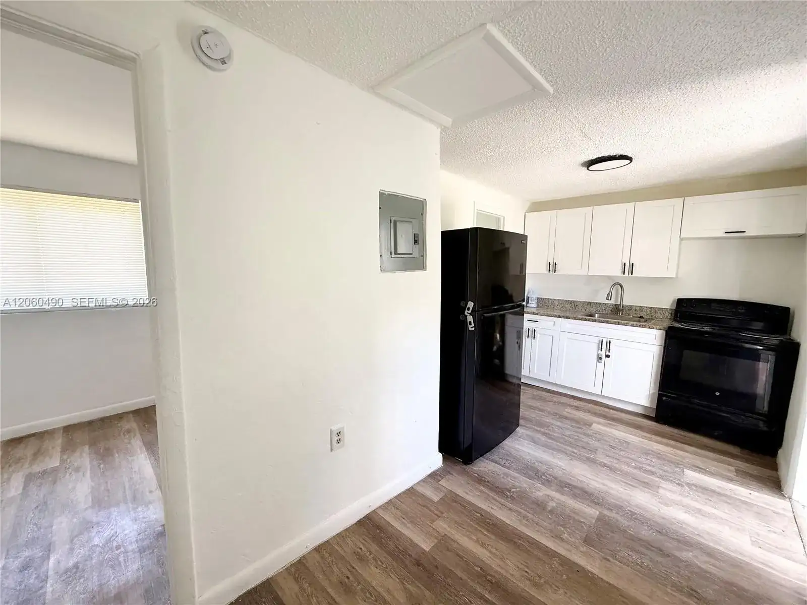 2160 NW 29th St # 6, Oakland Park FL 33311 photo 5