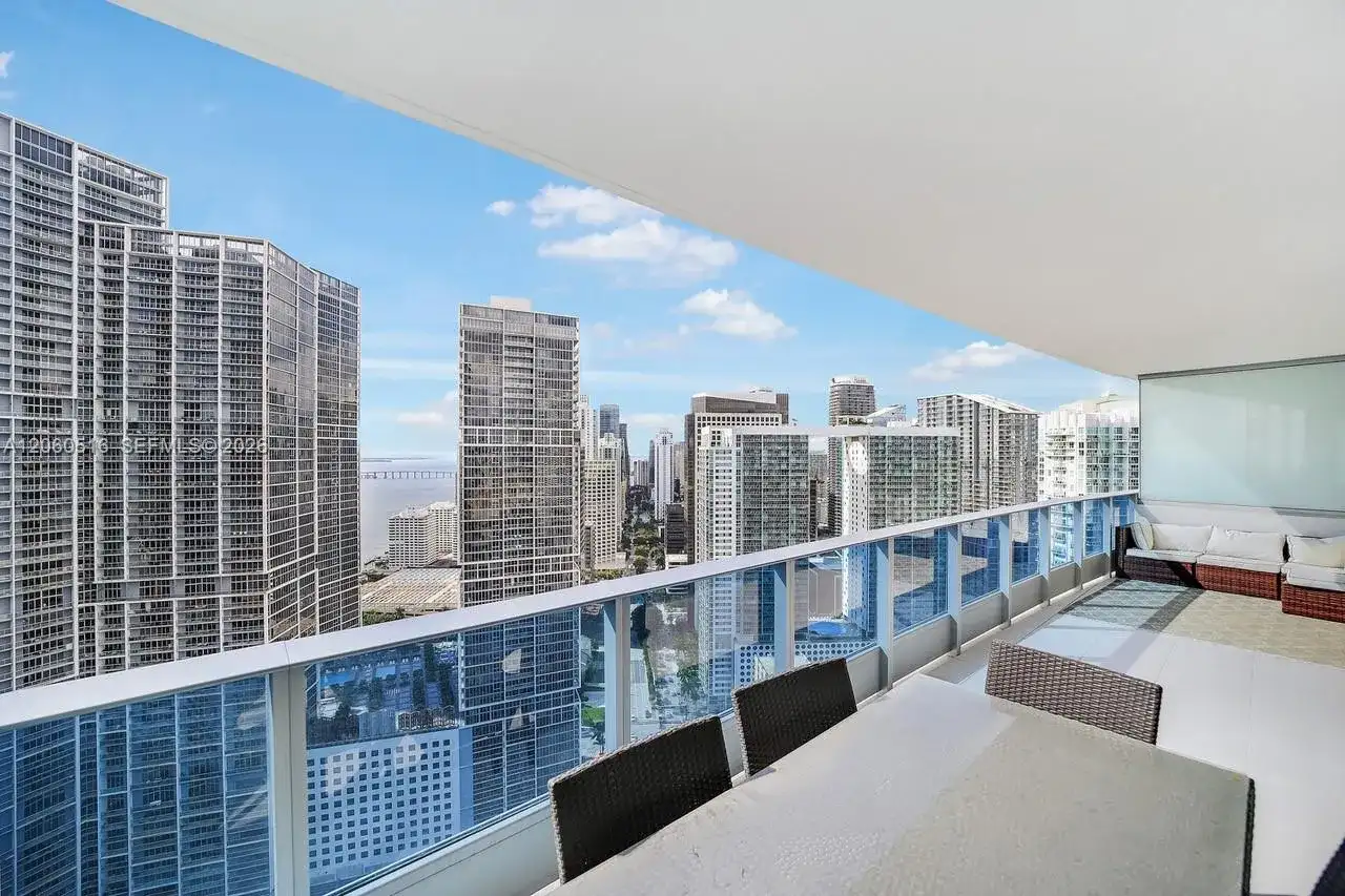 200 Biscayne Boulevard Way # 4006, Miami FL 33131 photo 4