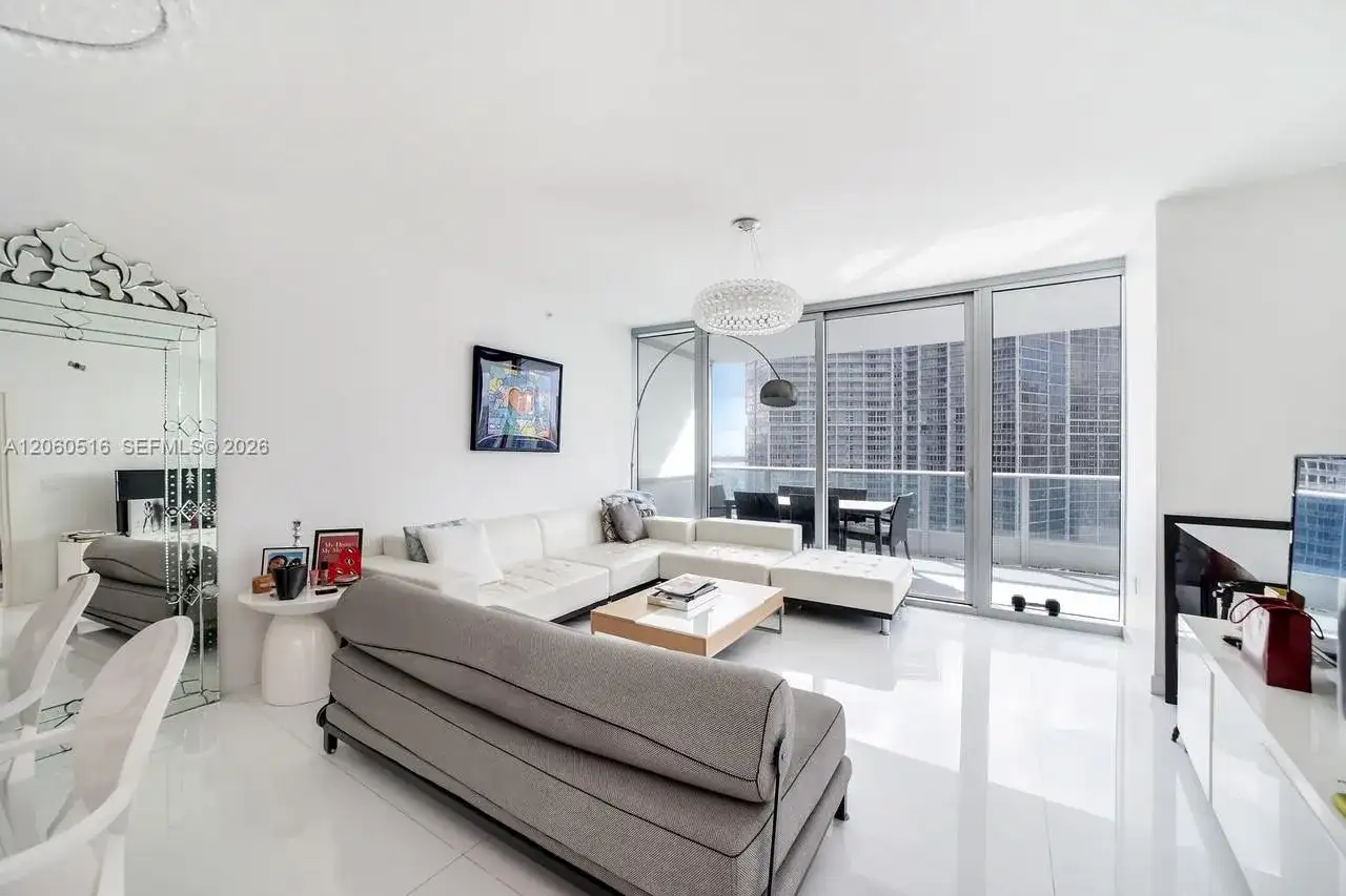 200 Biscayne Boulevard Way # 4006, Miami FL 33131 photo 5