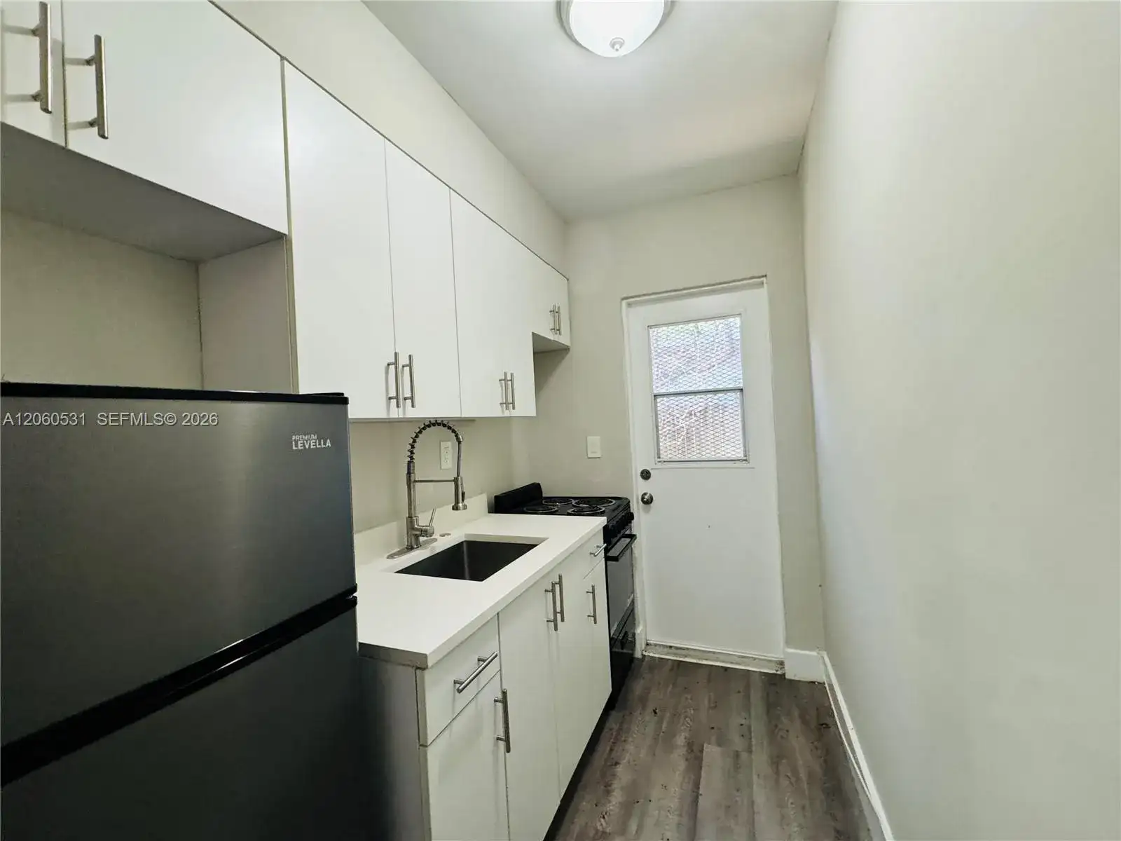 716 NE 14th Ave # 4, Fort Lauderdale FL 33304 photo 3