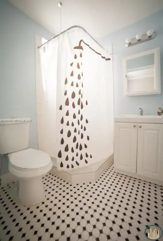 53 NE 49th St # 5A, Miami FL 33137 photo 3