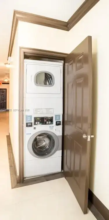 53 NE 49th St # 5A, Miami FL 33137 photo 4