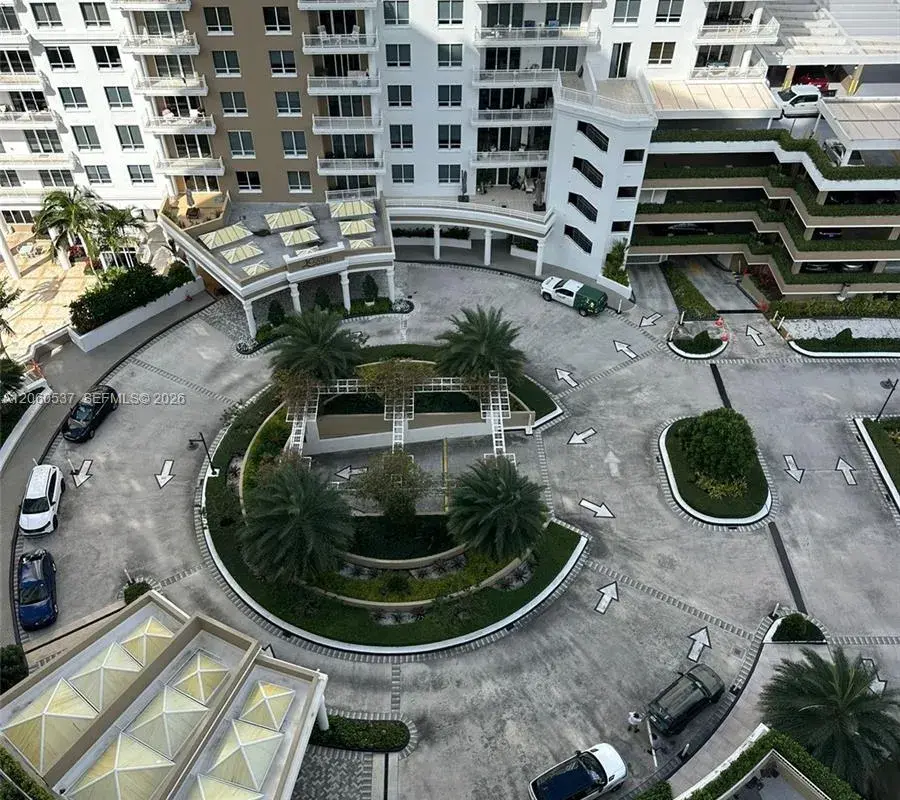 701 Brickell Key Blvd # 1808, Miami FL 33131