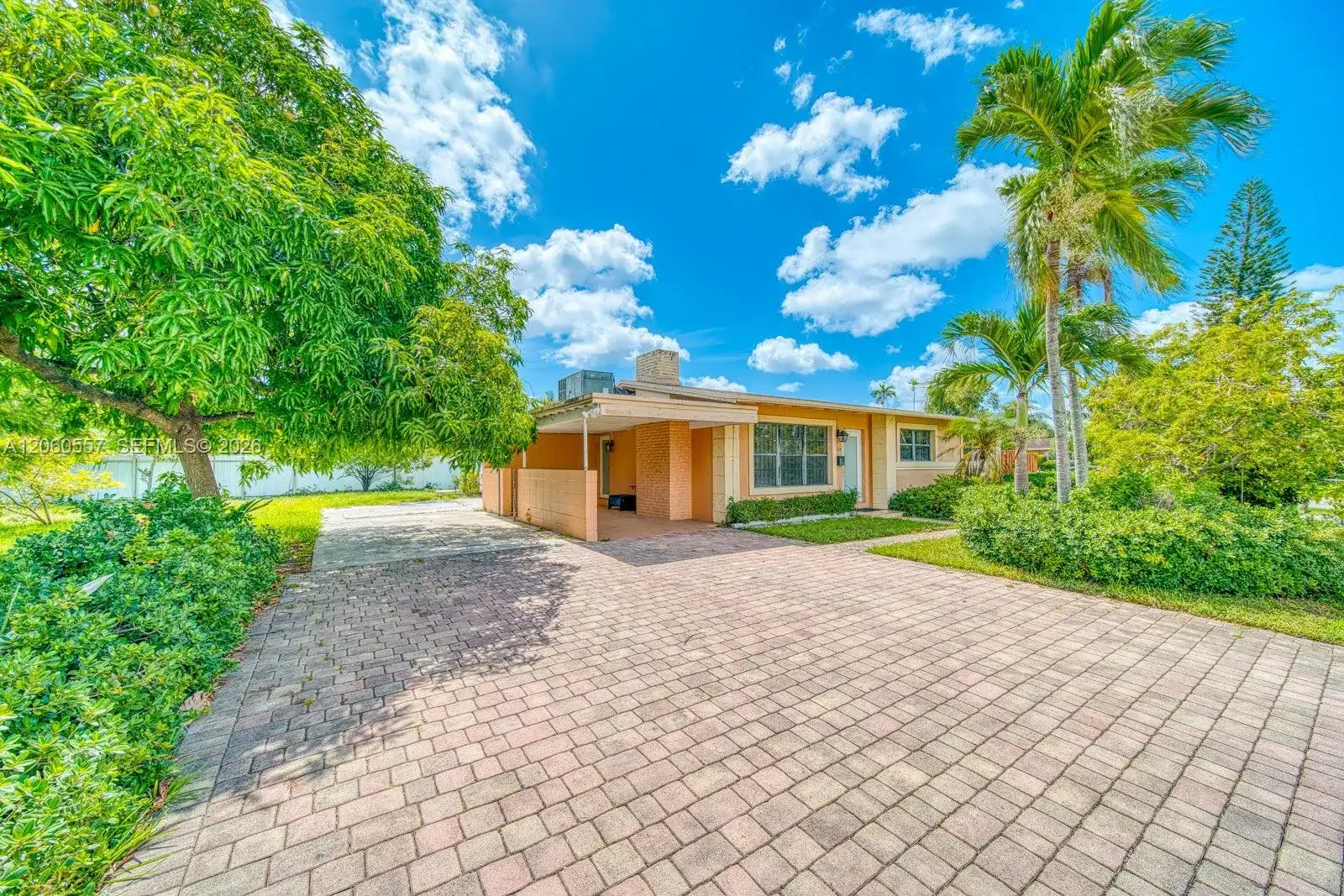 155 NW 191st St, Miami Gardens FL 33169 photo 3