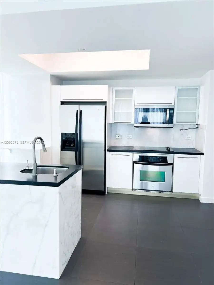 888 Biscayne Blvd # 3701, Miami FL 33132 photo 5