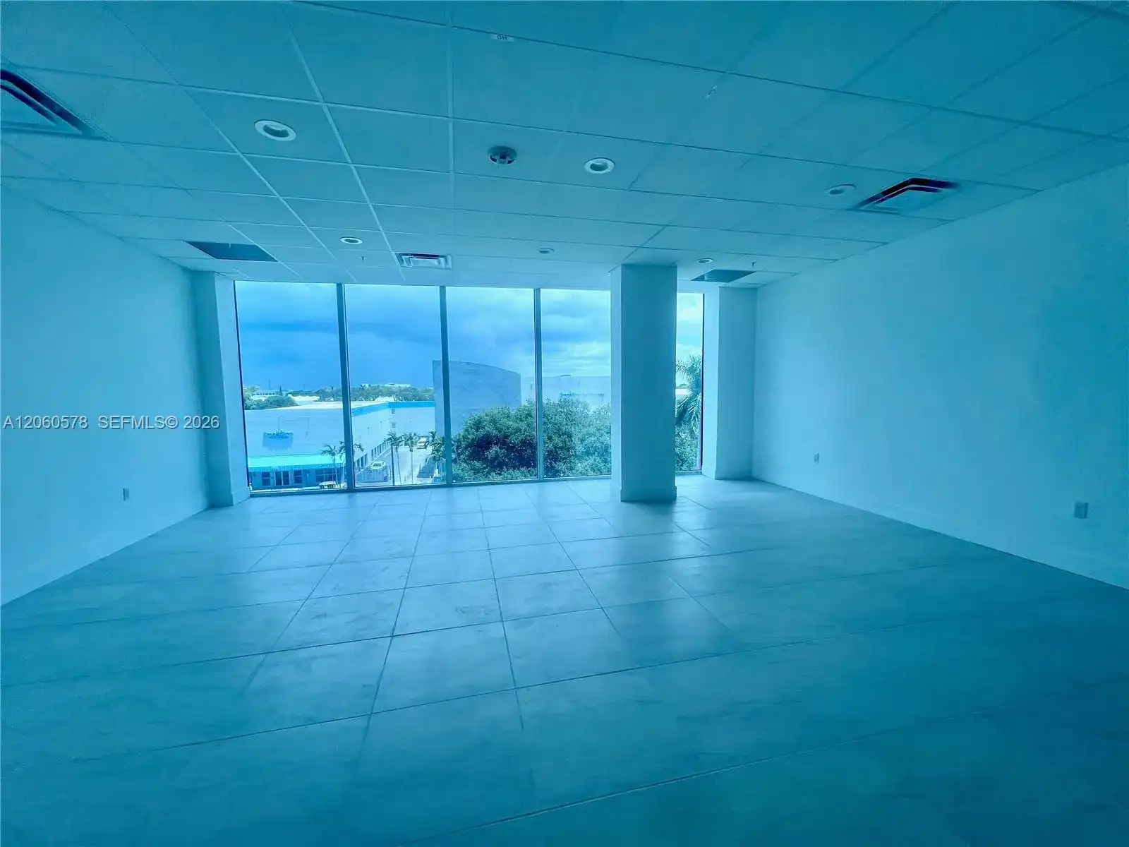 10450 NW 33rd St # 302, Doral FL 33172