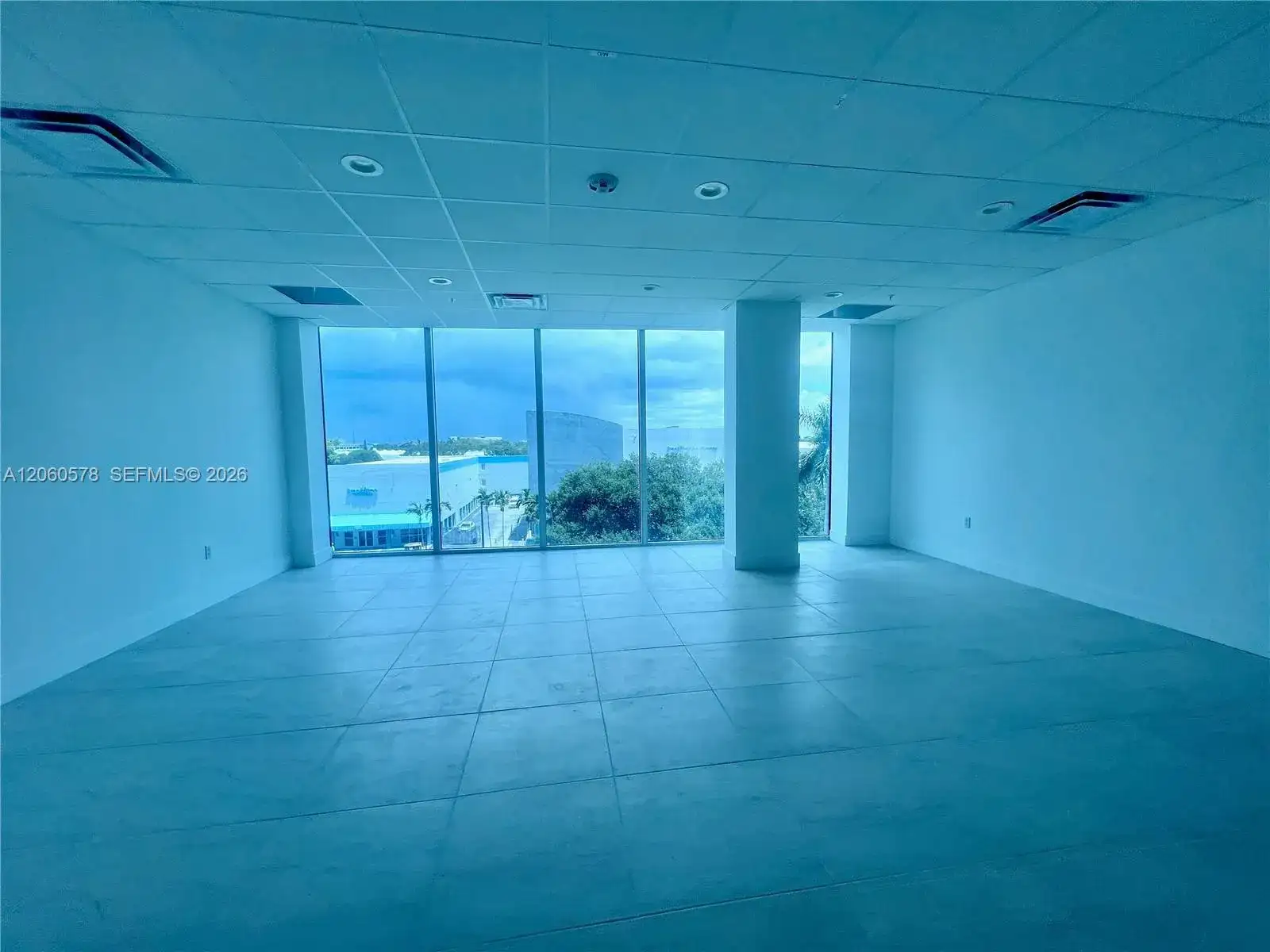10450 NW 33rd St # 302, Doral FL 33172 photo 3