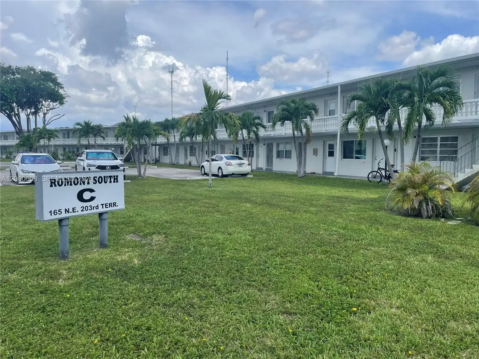 165 NE 203rd Ter # 26, Miami Gardens FL 33179