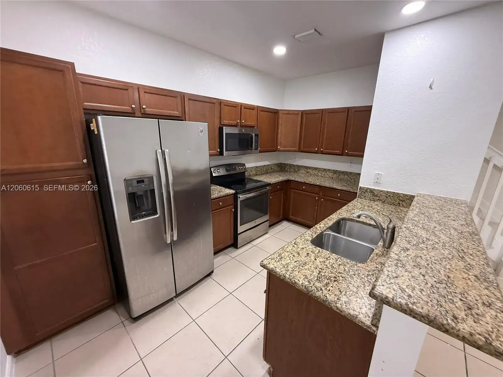 9465 SW 171st Ct, Miami FL 33196 photo 3