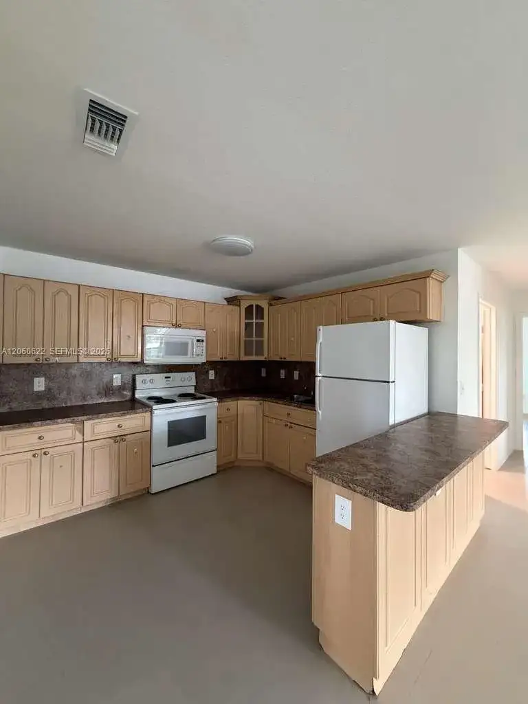 10501 SW 172nd St # 10501, Miami FL 33157 photo 3