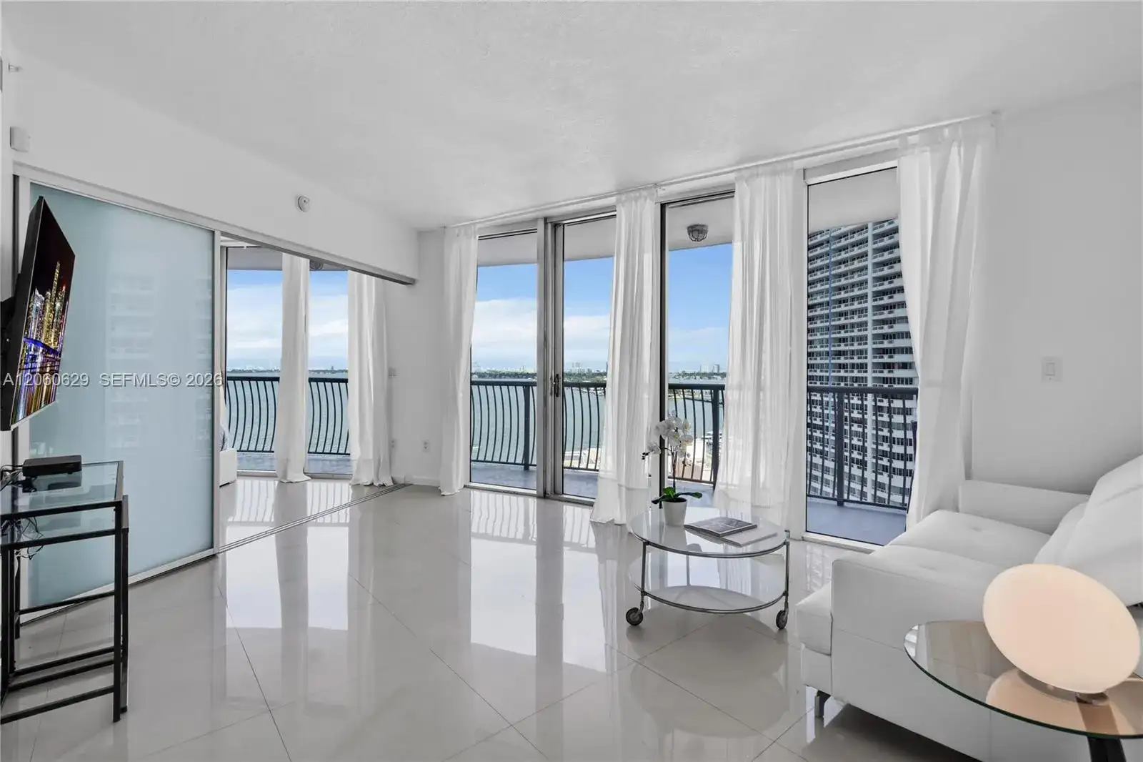 1750 N Bayshore Dr # 1602, Miami FL 33132 photo 4
