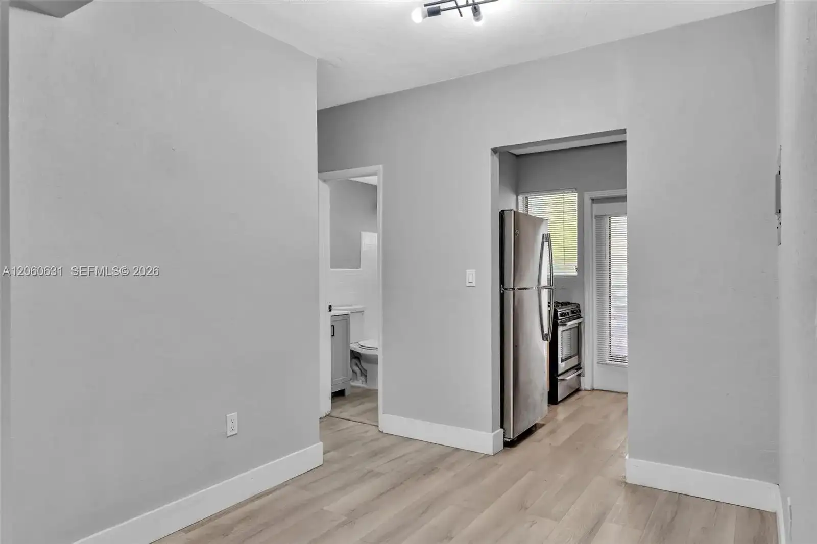 934 Meridian Ave # 6, Miami Beach FL 33139 photo 4