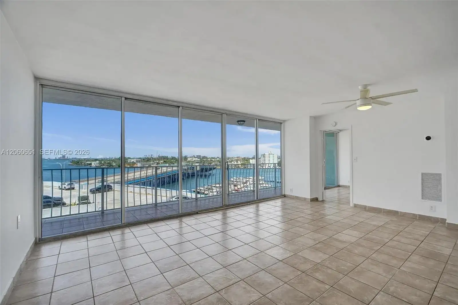 7601 E Treasure Dr # 717, North Bay Village FL 33141 photo 3