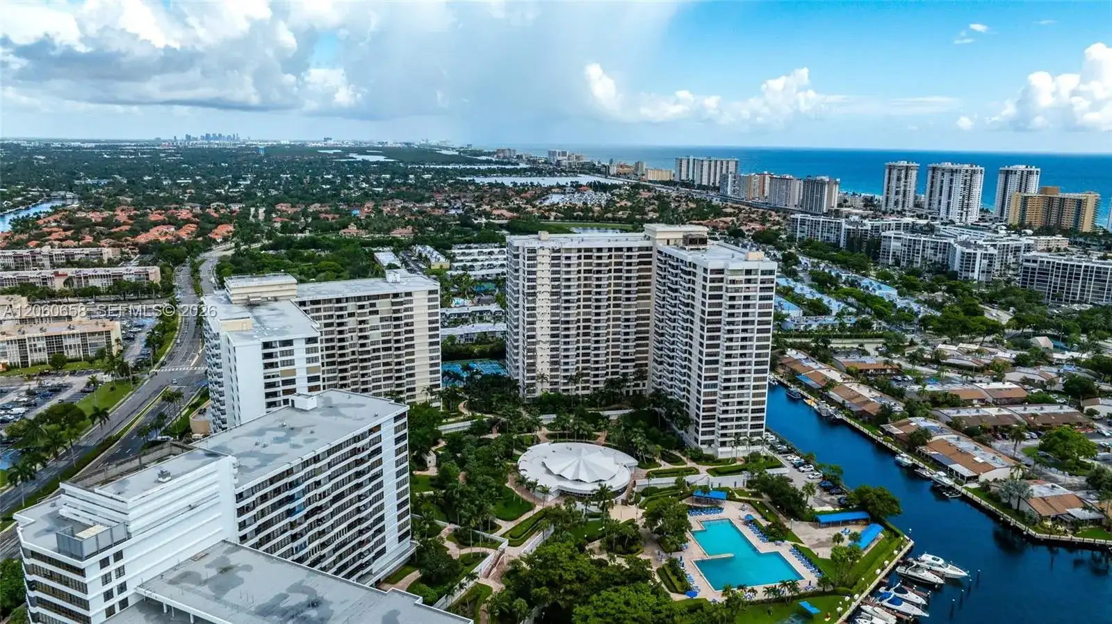 2500 Parkview Dr # 517, Hallandale Beach FL 33009 photo 2