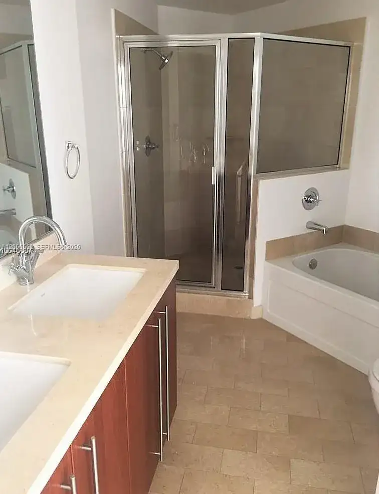 79 SW 12 ST # 3006S, Miami FL 33131 photo 4