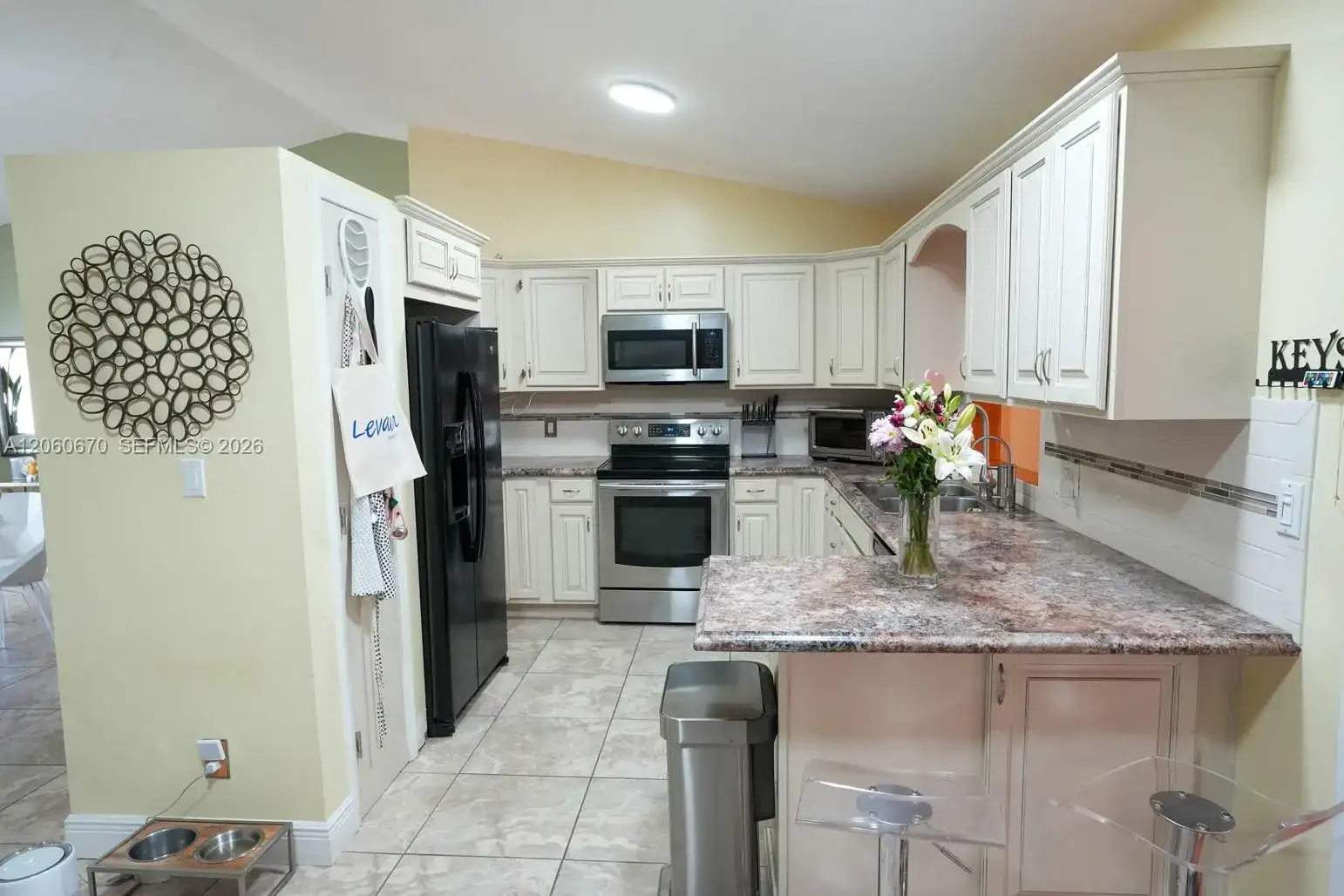 2304 SE 8th Terrace, Cape Coral FL 33990 photo 4