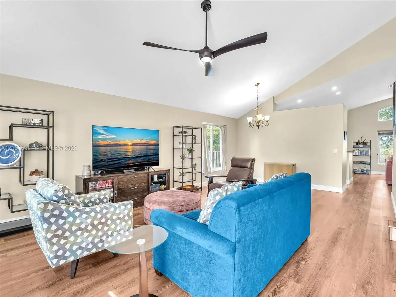 1208 NW 144th Ter, Pembroke Pines FL 33028 photo 4